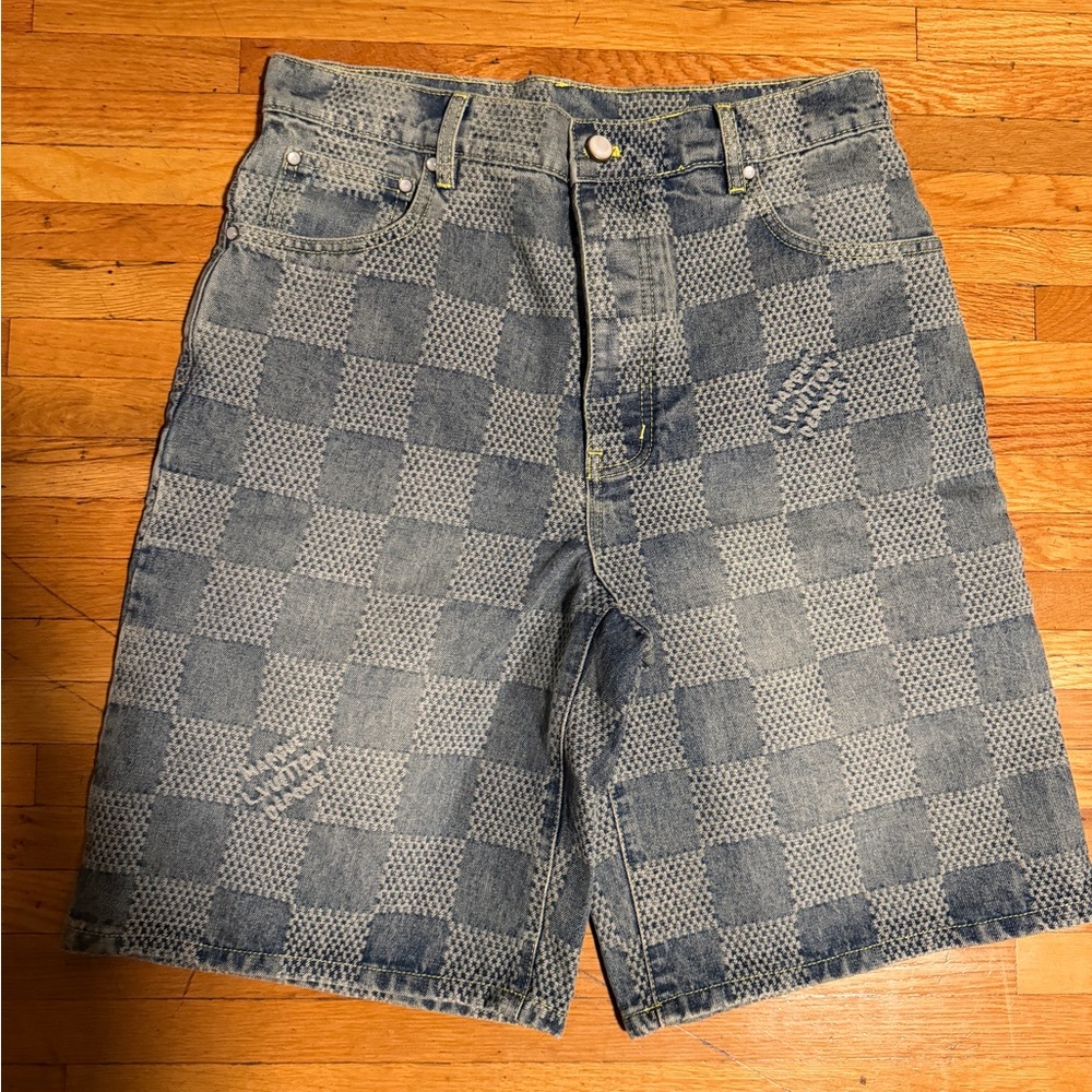Louis Vuitton Men's Blue Check Denim Shorts Size 32 Monogram Embossed